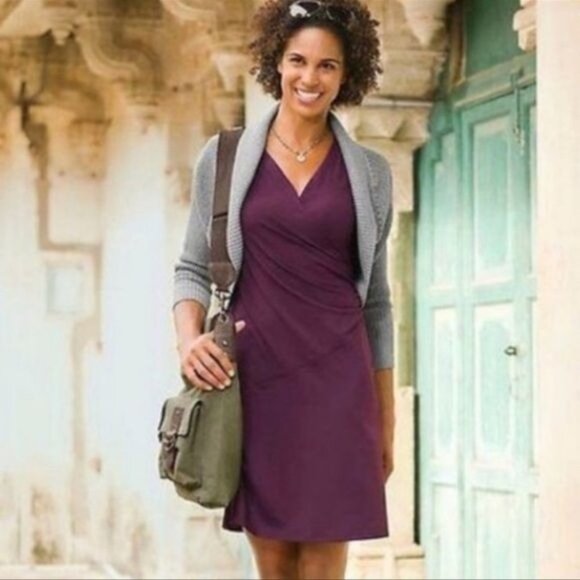 Athleta V-Neck Wrap Dress Purple Athletic Sporty NWT - Picture 1 of 10